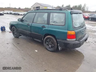 1998 Subaru Forester L with VIN JF1SF6352WH783758, listed as a IAAI auction lot 41971037 with 1 mi miles. Bid and sale history available at carsss.com. Image 3.