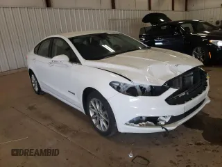 2017 Ford Fusion Hybrid SE with VIN 3FA6P0LU8HR296990, listed as a Copart auction lot 60846765 with 157,124 mi miles and Clean title. Bid and sale history available at DreamBid. Image 4.