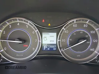 2012 Infiniti QX56 7-passenger z VIN JN8AZ2NE5C9022039, wystawiony jako IAAI lot #41993402 z przebiegiem 126 667 mil mil oraz . Historia ofert i sprzedaży dostępna na DreamBid. Obrazek 7.