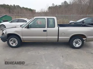 1998 Isuzu Hombre z VIN 1GGCS1943W8654177, wystawiony jako IAAI lot #41365774 z przebiegiem 136 253 mil mil oraz . Historia ofert i sprzedaży dostępna na DreamBid. Obrazek 14.