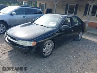 2001 Nissan Altima GXE with VIN 1N4DL01A41C124617, listed as a IAAI auction lot 42109555 with 1 mi miles. Bid and sale history available at carsss.com. Image 2.
