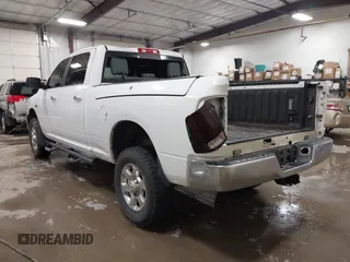 2018 Ram 2500 SLT с VIN 3C6TR5DTXJG284102, выставлен на аукционе IAAI как лот 41609869 с пробегом 148 869 миль миль и . История ставок и продаж доступна на DreamBid. Изображение 3.