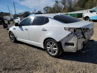 2011 Kia Optima EX with VIN KNAGN4A72B5045432, listed as a Copart auction lot 49322725 with 231,966 mi miles and Salvage Title. Bid and sale history available at carsss.com. Image 2.