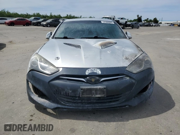 2013 Hyundai Genesis Coupe Grand Touring with VIN KMHHU6KJ6DU104759, listed as a Copart auction lot 54360995 with Not provided miles and Salvage title. Bid and sale history available at DreamBid. Image 5.