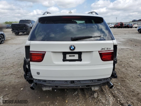 2013 BMW X5 xDrive35i with VIN 5UXZV4C50D0B16362, listed as a Copart auction lot 50997285 with NaN miles and Salvage Title. Bid and sale history available at carsss.com. Image 6.