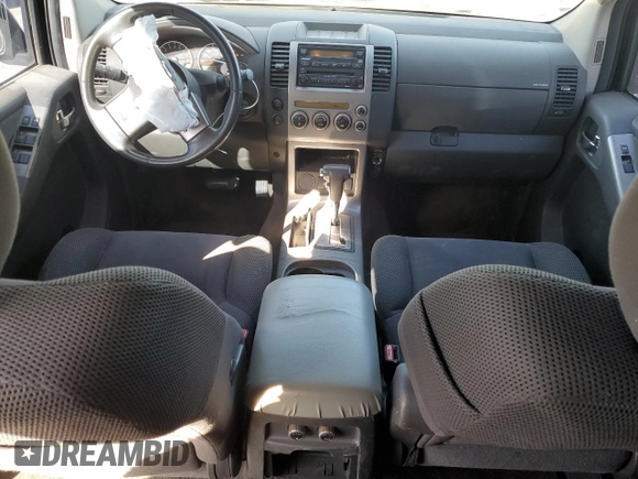 2005 Nissan Pathfinder SE with VIN 5N1AR18U15C728483, listed as a Copart auction lot 43479185 with 194,023 mi miles and Salvage Title. Bid and sale history available at carsss.com. Image 8.