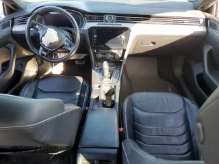 2019 Volkswagen Arteon SEL R-Line с VIN WVWSR7AN5KE026391, выставлен на аукционе Copart как лот 51545145 с пробегом 83 739 миль миль и Списание • Salvage title. История ставок и продаж доступна на DreamBid. Изображение 8.