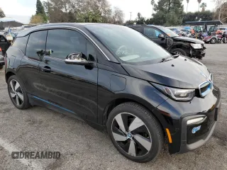2020 BMW i3 z VIN WBY8P4C08L7G74380, wystawiony jako Copart lot #40858024 z przebiegiem 34 379 mil mil oraz . Historia ofert i sprzedaży dostępna na DreamBid. Obrazek 4.