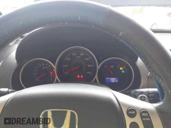 2007 Honda Fit Sport z VIN JHMGD38667S014334, wystawiony jako IAAI lot #42349784 z przebiegiem 176 274 mil mil oraz . Historia ofert i sprzedaży dostępna na DreamBid. Obrazek 7.