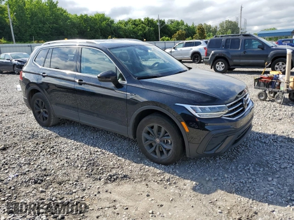 2024 Volkswagen Tiguan SE with VIN 3VV3B7AX5RM183046, listed as a Copart auction lot 55722785 with 23,071 mi miles and Salvage title. Bid and sale history available at DreamBid. Image 4.