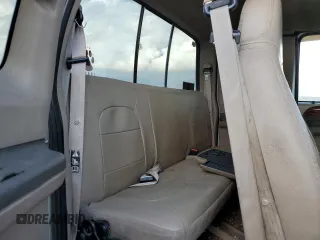 2000 Ford F-250 XL with VIN 1FTNX21FXYEE45263, listed as a Copart auction lot 55044075 with 451,212 mi miles and Salvage title. Bid and sale history available at DreamBid. Image 10.
