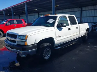2003 Chevrolet Silverado 2500HD LS with VIN 1GCHK23113F221752, listed as a IAAI auction lot 41540935 with 414,826 mi miles. Bid and sale history available at carsss.com. Image 17.