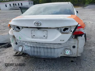 2018 Toyota Camry LE z VIN 4T1B11HK2JU096477, wystawiony jako IAAI lot #42043367 z przebiegiem 116 915 mil mil oraz . Historia ofert i sprzedaży dostępna na DreamBid. Obrazek 18.