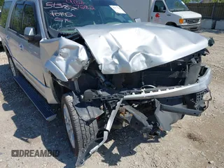2012 Ford Expedition Limited z VIN 1FMJU1K57CEF62617, wystawiony jako IAAI lot #42272116 z przebiegiem 222 670 mil mil oraz . Historia ofert i sprzedaży dostępna na DreamBid. Obrazek 6.