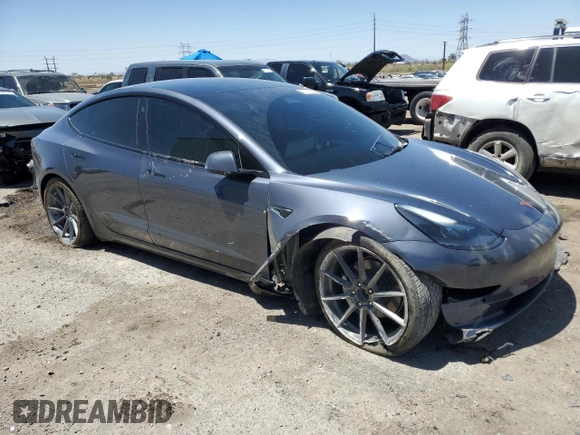 2022 Tesla Model 3 Long Range z VIN 5YJ3E1EBXNF263832, wystawiony jako Copart lot #57177445 z przebiegiem Nie podano mil oraz Szkoda całkowita • Salvage title. Historia ofert i sprzedaży dostępna na DreamBid. Obrazek 4.