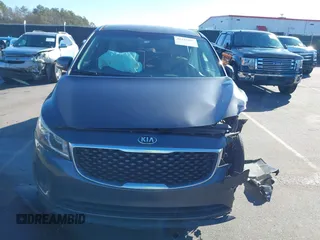 2017 Kia Sedona LX z VIN KNDMB5C10H6223130, wystawiony jako IAAI lot #41332857 z przebiegiem 114 154 mil mil oraz . Historia ofert i sprzedaży dostępna na DreamBid. Obrazek 12.
