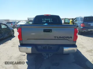 2017 Toyota Tundra 2WD SR5 with VIN 5TFRY5F16HX228522, listed as a IAAI auction lot 41712834 with 111,910 mi miles. Bid and sale history available at carsss.com. Image 16.