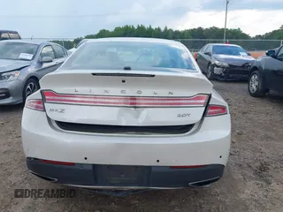 2019 Lincoln MKZ Reserve II z VIN 3LN6L5E94KR607412, wystawiony jako IAAI lot #42231994 z przebiegiem 54 812 mil mil oraz . Historia ofert i sprzedaży dostępna na DreamBid. Obrazek 16.
