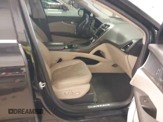2016 Lincoln MKX Reserve with VIN 2LMTJ8LR8GBL77039, listed as a IAAI auction lot 41894660 with 110,599 mi miles. Bid and sale history available at carsss.com. Image 5.