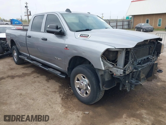 2019 Ram 2500 Tradesman with VIN 3C6UR5HL9KG641236, listed as a IAAI auction lot 41888989 with 137,451 mi miles. Bid and sale history available at carsss.com. Image 1.