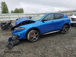 2024 Alfa Romeo Tonale Ti z VIN ZASPATCW7R3059088, wystawiony jako Copart lot #54723565 z przebiegiem 3 641 mil mil oraz Szkoda całkowita • Salvage title. Historia ofert i sprzedaży dostępna na DreamBid. Obrazek 1.