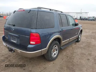 2002 Ford Explorer Eddie Bauer z VIN 1FMDU74E22ZB30389, wystawiony jako IAAI lot #41969456 z przebiegiem 240 037 mil mil oraz . Historia ofert i sprzedaży dostępna na DreamBid. Obrazek 4.