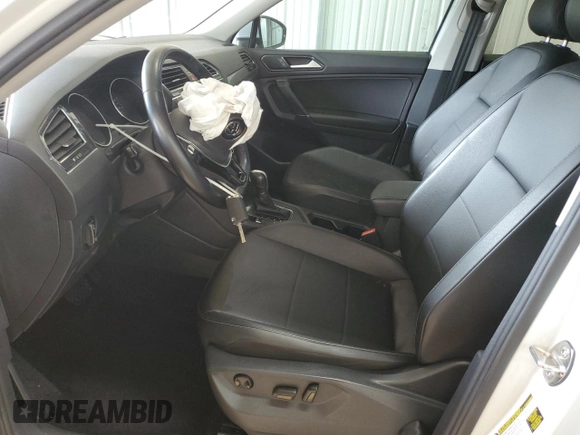 2018 Volkswagen Tiguan SEL with VIN 3VV3B7AX5JM114958, listed as a Copart auction lot 51673965 with 85,686 mi miles and Salvage title. Bid and sale history available at DreamBid. Image 7.