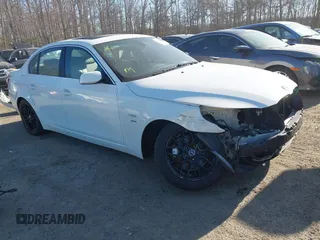 2009 BMW 5 Series 535i xDrive z VIN WBANV93519C136066, wystawiony jako IAAI lot #41764644 z przebiegiem 147 013 mil mil oraz . Historia ofert i sprzedaży dostępna na DreamBid. Obrazek 1.