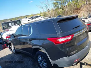 2018 Chevrolet Traverse LS z VIN 1GNERFKW4JJ156173, wystawiony jako IAAI lot #41651724 z przebiegiem 102 041 mil mil oraz . Historia ofert i sprzedaży dostępna na DreamBid. Obrazek 13.