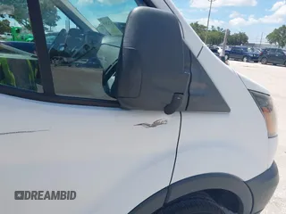 2018 Ford Transit с VIN 1FTYR2CG8JKA03392, выставлен на аукционе IAAI как лот 42525654 с пробегом 218 383 миль миль и . История ставок и продаж доступна на DreamBid. Изображение 20.