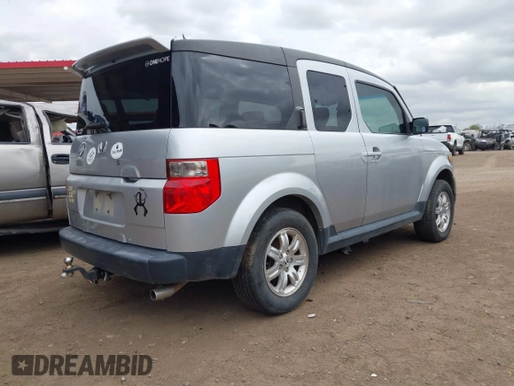 2006 Honda Element with VIN 5J6YH17706L000540, listed as a IAAI auction lot 42172233 with 185,796 mi miles and . Bid and sale history available at DreamBid. Image 4.