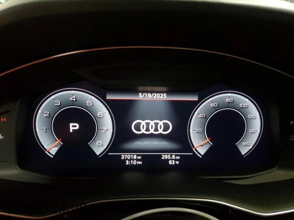 2019 Audi Q8 Prestige with VIN WA1FVAF15KD042994, listed as a Copart auction lot 57137915 with 37,018 mi miles and Salvage title. Bid and sale history available at DreamBid. Image 9.