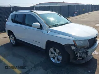 2014 Jeep Compass Latitude with VIN 1C4NJCEB7ED794428, listed as a IAAI auction lot 41995264 with 182,413 mi miles. Bid and sale history available at carsss.com. Image 1.