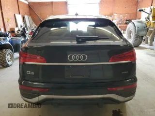 2022 Audi Q5 Sportback S line Premium Plus with VIN WA15ABFY4N2105772, listed as a Copart auction lot 54119335 with 38,217 mi miles and Salvage title. Bid and sale history available at DreamBid. Image 6.