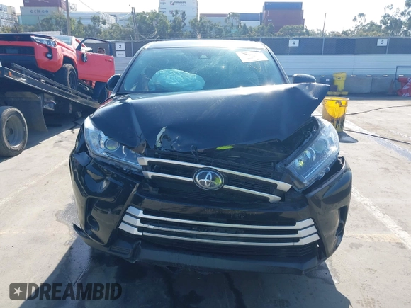2018 Toyota Highlander LE with VIN 5TDZZRFH3JS252287, listed as a IAAI auction lot 42216207 with 104,340 mi miles and . Bid and sale history available at DreamBid. Image 12.