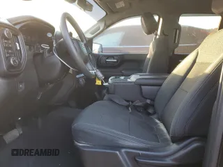 2019 Chevrolet Silverado 1500 Custom with VIN 1GCRYBEH8KZ275382, listed as a Copart auction lot 81099864 with 61,725 mi miles and Salvage Title. Bid and sale history available at DreamBid. Image 7.