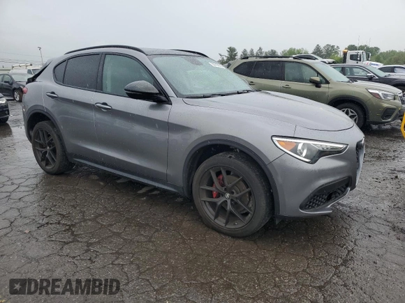 2019 Alfa Romeo Stelvio z VIN ZASPAKAN3K7C71752, wystawiony jako Copart lot #56710515 z przebiegiem 31 537 mil mil oraz Szkoda całkowita • Salvage title. Historia ofert i sprzedaży dostępna na DreamBid. Obrazek 4.
