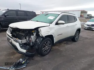 2017 Jeep Compass Latitude with VIN 3C4NJDBB5HT631320, listed as a IAAI auction lot 41446430 with 122,043 mi miles. Bid and sale history available at carsss.com. Image 17.