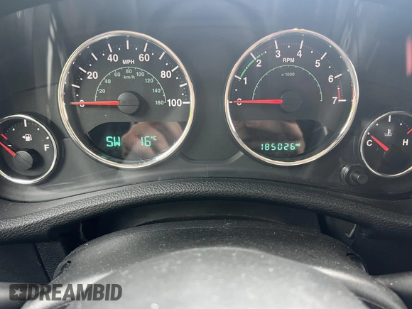 2018 Jeep Wrangler Unlimited Sport S с VIN 1C4HJWDG6JL927319, выставлен на аукционе IAAI как лот 42476734 с пробегом 185 026 миль миль и . История ставок и продаж доступна на DreamBid. Изображение 6.