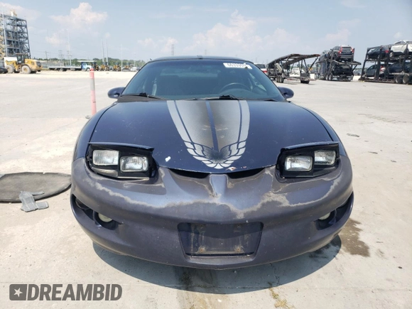 2002 Pontiac Firebird Firebird z VIN 2G2FS22K722143614, wystawiony jako Copart lot #48345535 z przebiegiem 100 664 mil mil oraz Szkoda całkowita • Salvage title. Historia ofert i sprzedaży dostępna na DreamBid. Obrazek 5.