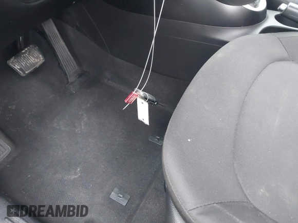 2018 Kia Soul with VIN KNDJN2A24J7586616, listed as a IAAI auction lot 41619258 with 84,547 mi miles. Bid and sale history available at carsss.com. Image 11.