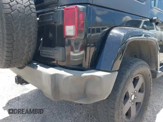 2007 Jeep Wrangler Unlimited Sahara with VIN 1J4GA59187L187656, listed as a IAAI auction lot 42554114 with 200,840 mi miles and . Bid and sale history available at DreamBid. Image 6.