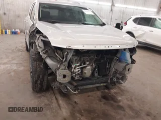 2020 GMC Acadia Denali z VIN 1GKKNXLS8LZ123453, wystawiony jako IAAI lot #42016970 z przebiegiem 87 358 mil mil oraz . Historia ofert i sprzedaży dostępna na DreamBid. Obrazek 6.