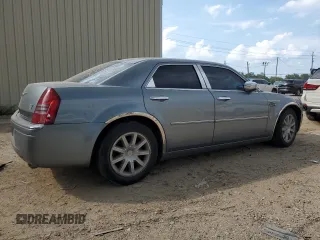 2007 Chrysler 300 C with VIN 2C3KA63H17H872014, listed as a Copart auction lot 58895934 with 99,202 mi miles and Salvage Title. Bid and sale history available at carsss.com. Image 3.