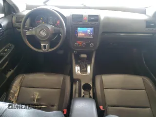 2010 Volkswagen Jetta SE z VIN 3VWRZ7AJ6AM008385, wystawiony jako Copart lot #57527875 z przebiegiem 194 632 mil mil oraz Nie do naprawy • Non repairable. Historia ofert i sprzedaży dostępna na DreamBid. Obrazek 8.