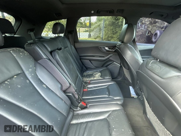2017 Audi Q7 Premium with VIN WA1AAAF76HD005567, listed as a Copart auction lot 66476635 with 106,594 mi miles and Clean title. Bid and sale history available at DreamBid. Image 6.