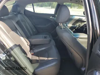 2015 Kia Optima SX z VIN 5XXGR4A71FG437987, wystawiony jako Copart lot #56657475 z przebiegiem 146 403 mil mil oraz Szkoda całkowita • Salvage title. Historia ofert i sprzedaży dostępna na DreamBid. Obrazek 10.