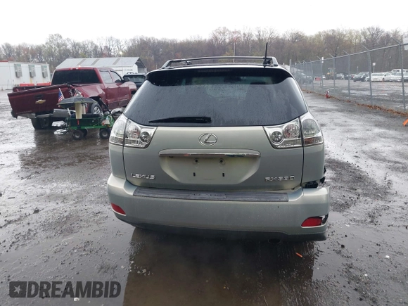 2004 Lexus RX 330 with VIN 2T2HA31U64C014723, listed as a IAAI auction lot 41946435 with 137,073 mi miles. Bid and sale history available at carsss.com. Image 16.