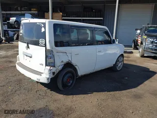 2004 Scion xB with VIN JTLKT324140131210, listed as a IAAI auction lot 40911236 with 177,431 mi miles. Bid and sale history available at carsss.com. Image 4.