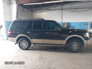 2013 Ford Expedition XLT z VIN 1FMJU1H54DEF63913, wystawiony jako IAAI lot #42195953 z przebiegiem 216 030 mil mil oraz . Historia ofert i sprzedaży dostępna na DreamBid. Obrazek 13.